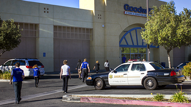 Sheriff's Deputies Respond To Suspicious Object At Goodwill-1