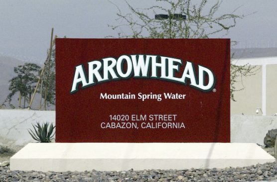 Arrowhead water monument sign