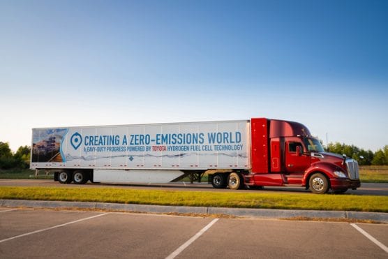 Kenworth trucks with Toyota Fuel Cells will begin serving the Port of Los Angeles in 2020, part of the effort to reduce deisel emissions in Los Angeles County.