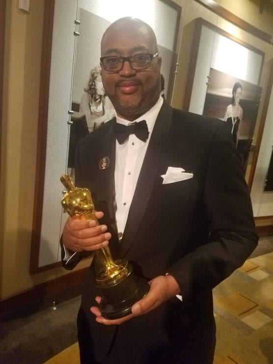 CalArts alum Bruce W. Smith won the Best Short Film Academy Award for "Jair Love" at the 92nd Oscars ceremony in Hollywood Sunday night. | Photo: via Twitter.