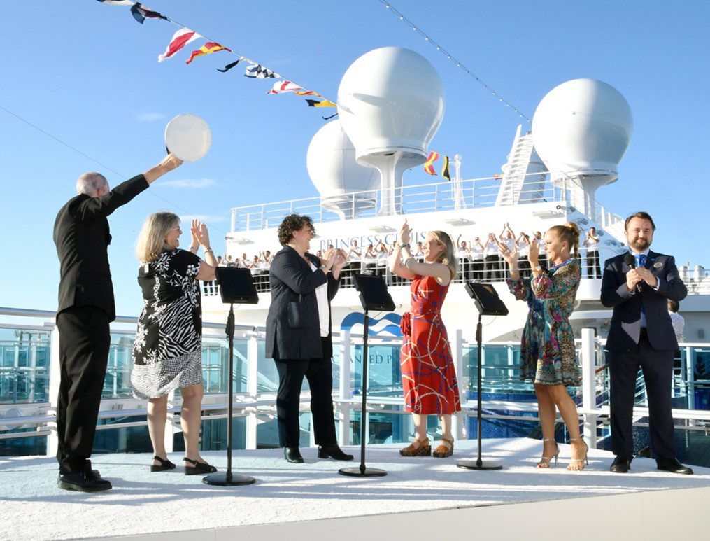 SCVNews Com Princess Cruises Officially Names Enchanted Princess In Our World Enchanted