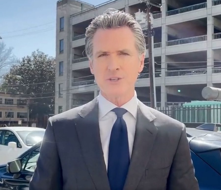 scvnews-newsom-proposes-400-gas-rebate-03-24-2022